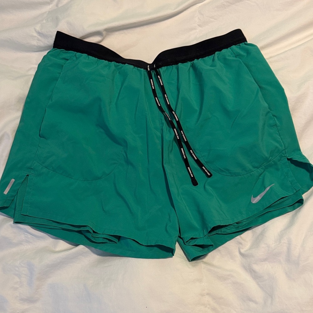 Nike Men’s Green 2-in-1 5in Running Shorts - Large